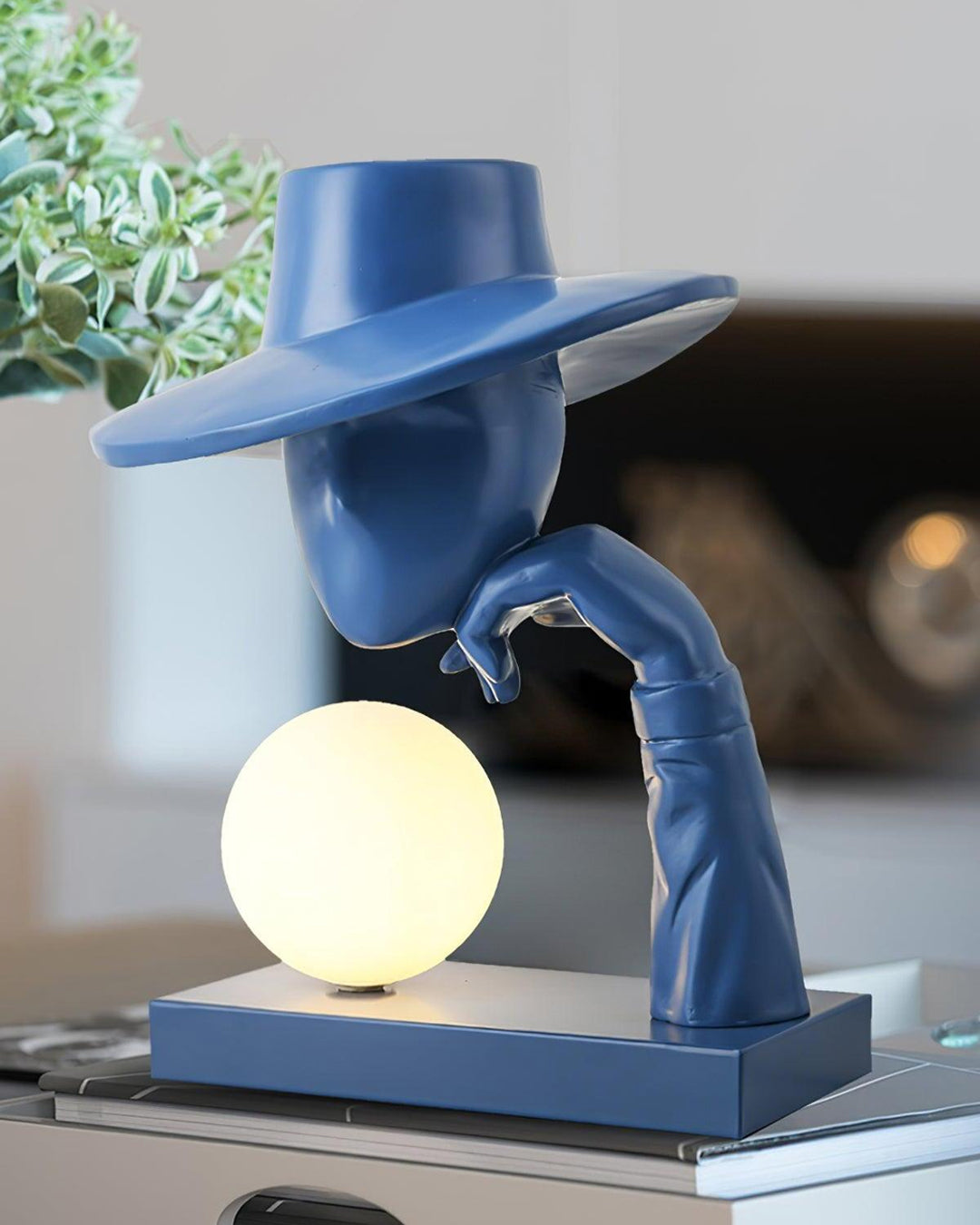 STODE® Mystic Muse Table Lamp | Humanoid Sculpture Design for Artistic Home Décor