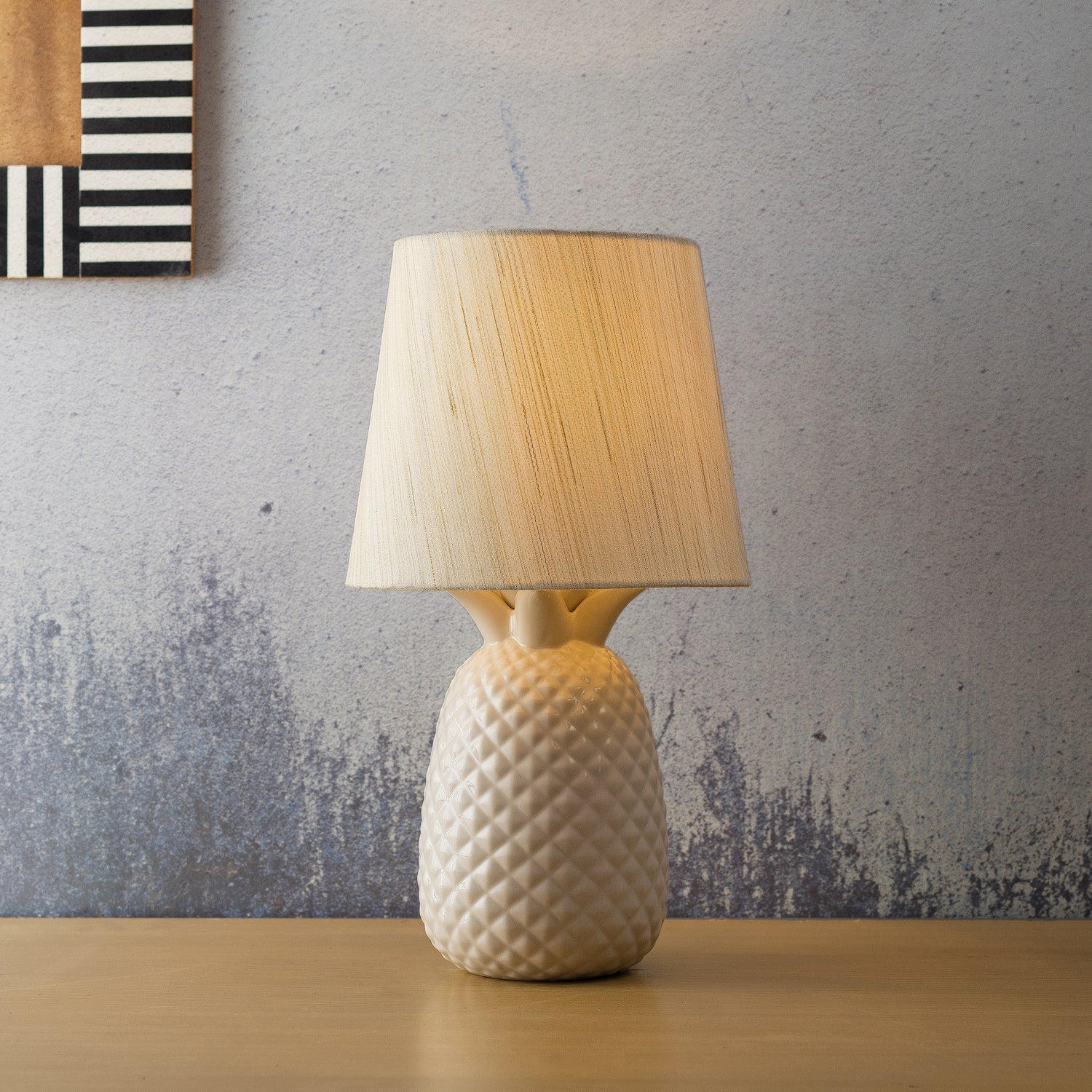 TABLE LAMPS